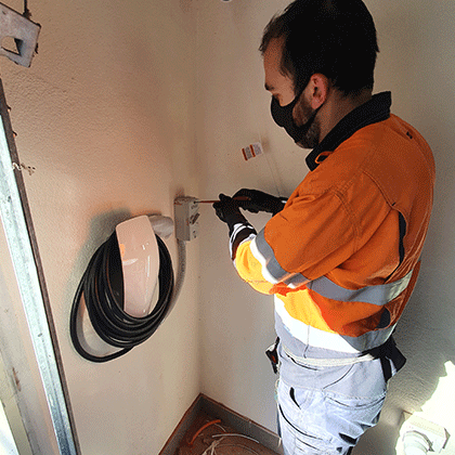 EV Home Charging vs Public Charging